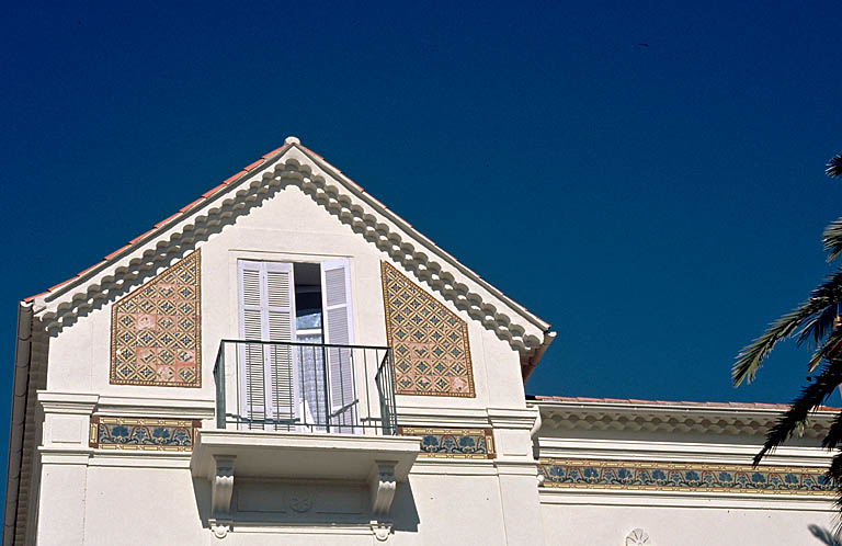 Section A3. Ilot 26. Parcelle 1015. 4, avenue Tagnard. Façade sud-est sur jardin.