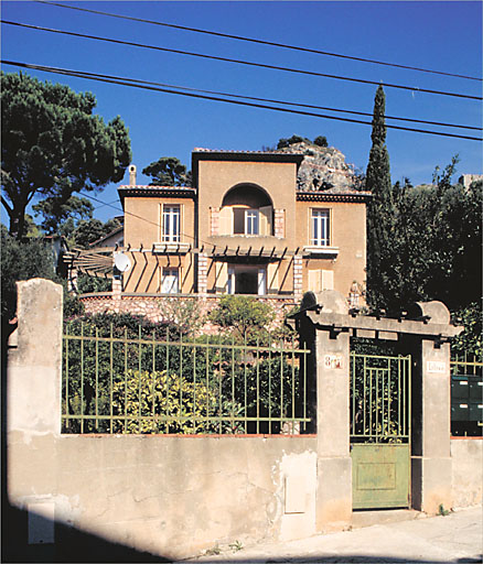 Section A1. Ilot 1. Parcelle 29. 8, avenue Victor Basch. Façade sud-ouest.