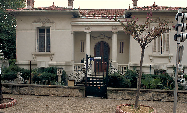 Section A6. Ilot 33. Parcelle 1754. 12, rue de Provence. Façade nord-ouest.