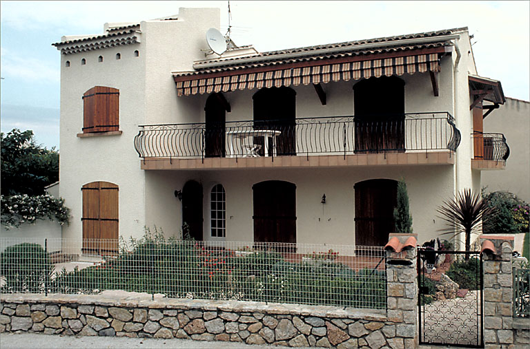 Section A7. Ilot 13. Parcelle 3777. 11, parc de la Marquise. Façade ouest.