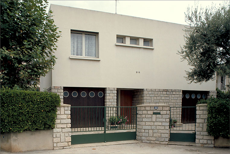 Section A7. Ilot 16. Parcelle 2704. 22, rue du Gros Pin. Façade ouest.