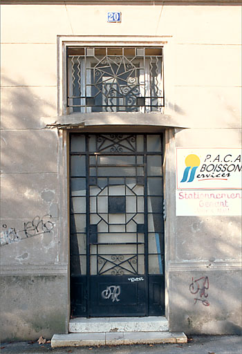 Section A5. Ilot 4. Parcelle 1571. 20, rue du Soldat Ferrari-10, avenue Jean-Jaurès. Entrée rue Ferrari.
