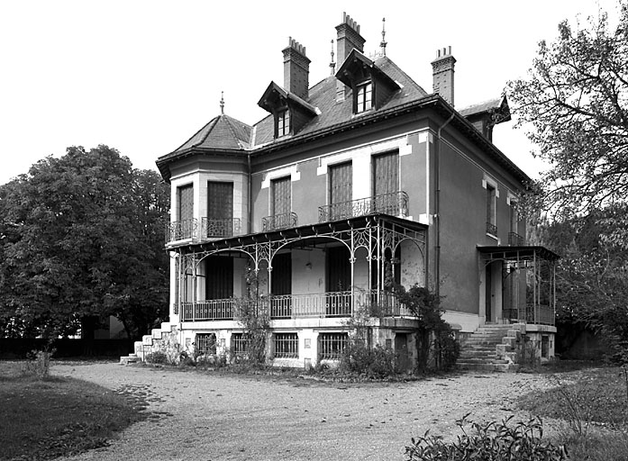 Elévation sud-est (dégagée).