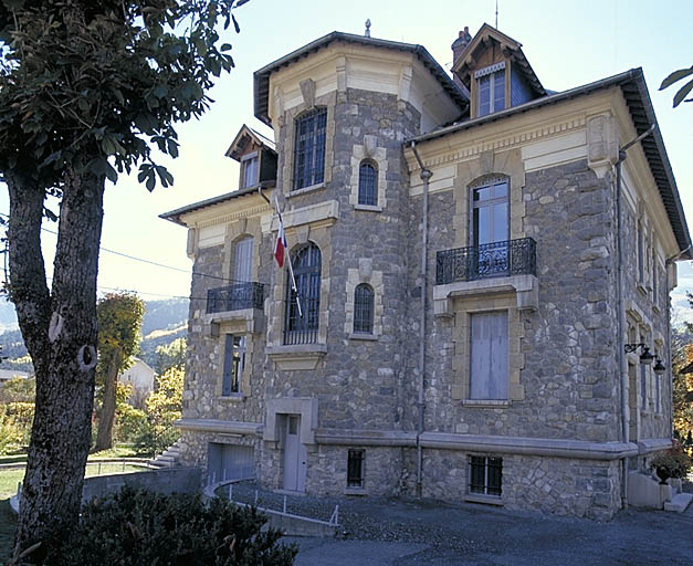 Elévation nord (distribution des circulations verticales).