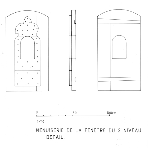 Menuiserie de la fenêtre du 2° niveau.