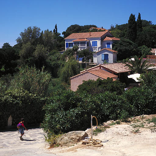 Corniche de l'Arbousier. Parcelle 588.