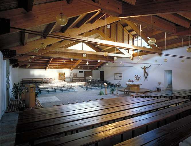 Le mobilier du temple, église paroissiale (centre oecuménique)
