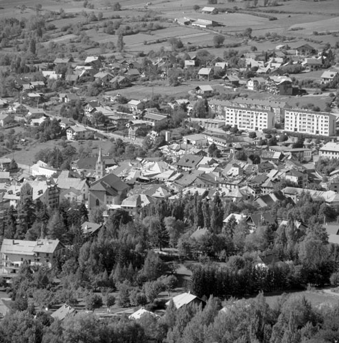 Le bourg ancien et le quartier de l'église.