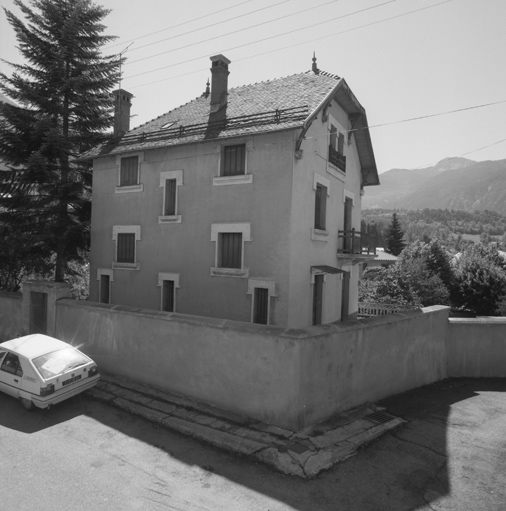 Rue Torre Pellice. Maison (1940 E1 40) : élévation postérieure.