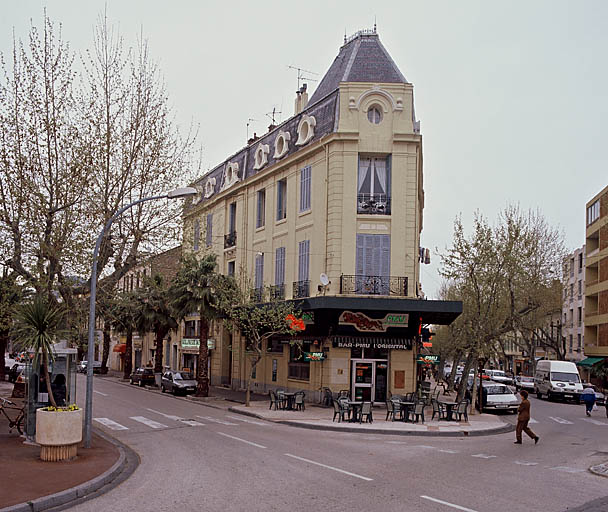 Immeuble 59, avenue Alexis-Godillot. Vue d'ensemble prise du sud-ouest.