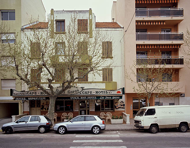 Hôtel de voyageurs 59 avenue Alexis-Godillot. Façade sud-ouest.