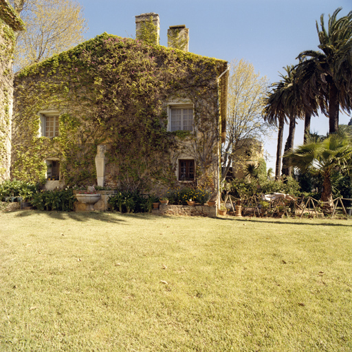 Corps de bâtiment sud-est. Façade sud-ouest.