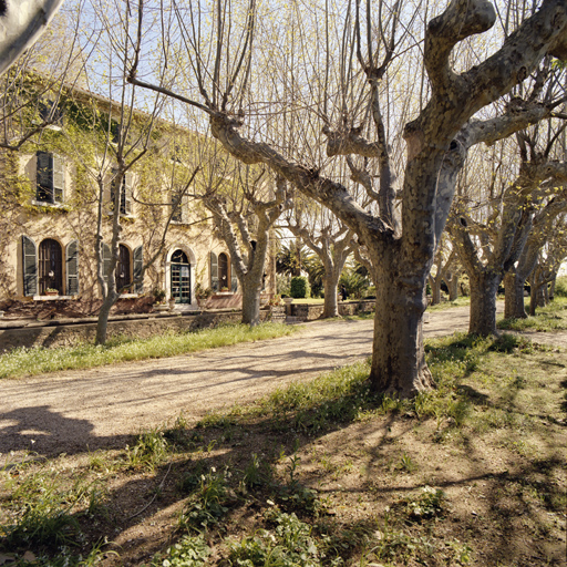 Maison. Façade principale sud-ouest. Vue prise de l'ouest.