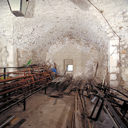 Extrémité nord des casemates de la traverse 10b, embrasure.