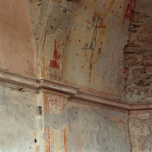 Détail du décor (à l'entrée du choeur, côté gauche).