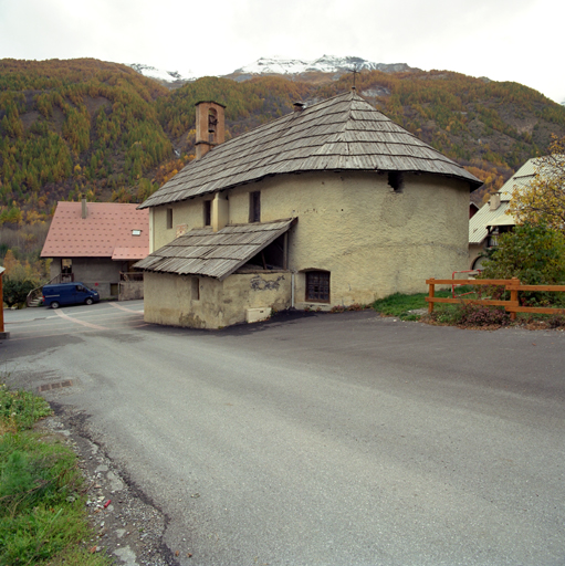 Vue générale côté chevet.