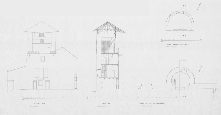 Tour d'enceinte : plan du rez-de-chaussée, plan de l'étage supérieur, coupe AB, élévation de la façade sud.