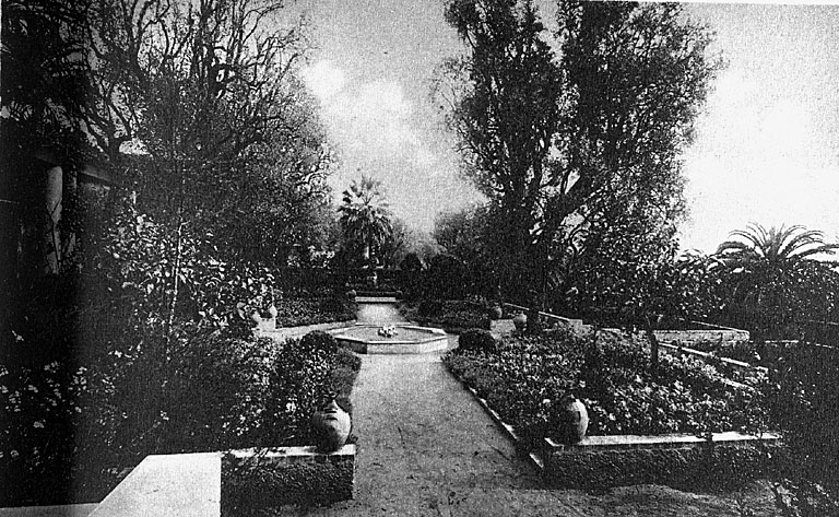[Jardin de la villa Isola Celesta. Le jardin régulier D. Vue axiale prise du nord-ouest.] 1929.
