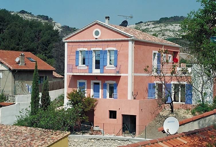 Vue d'ensemble prise depuis le haut du boulevard.