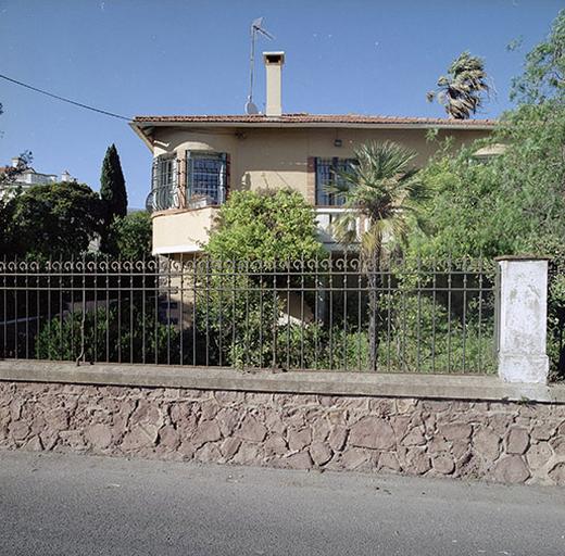 Vue de la façade sud.