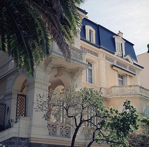 Vue de la façade sud.