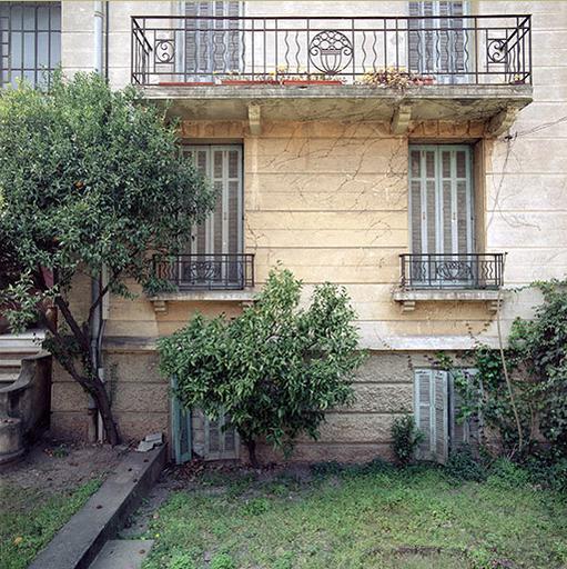 Détail de la façade antérieure.