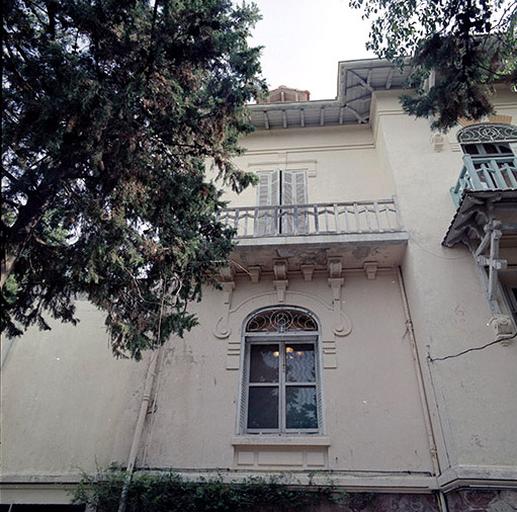 Façade sud. Travée occidentale.