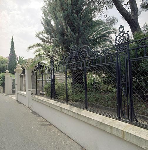 Clôture de jardin.