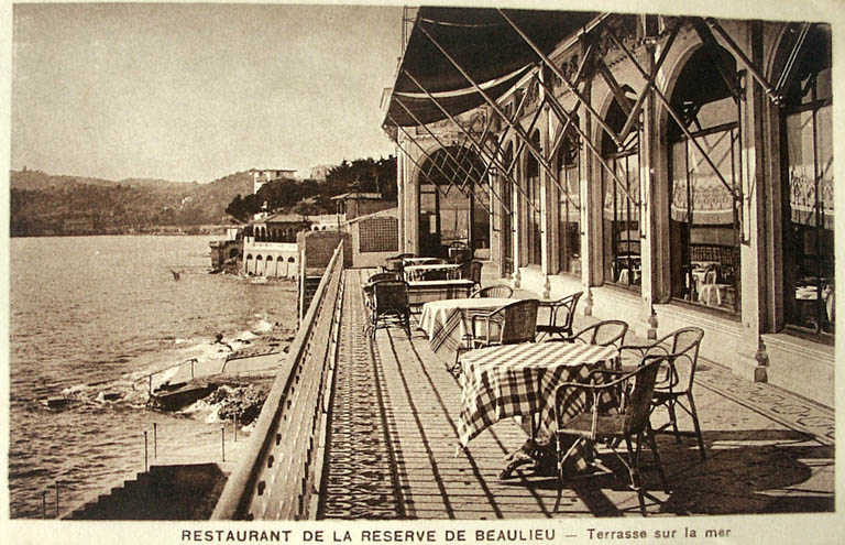 Restaurant de la Réserve de Beaulieu. Terrasse sur la mer. [Vue en perspective de la façade sud de la véranda.], vers 1925.