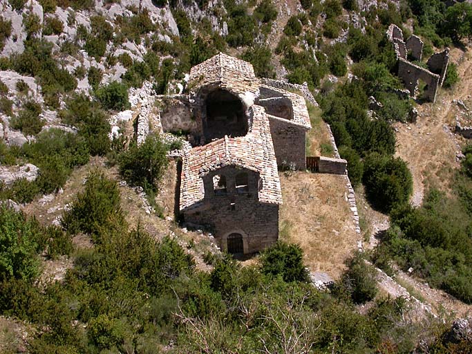 Vue d'ensemble prise en contrehaut de l'ouest