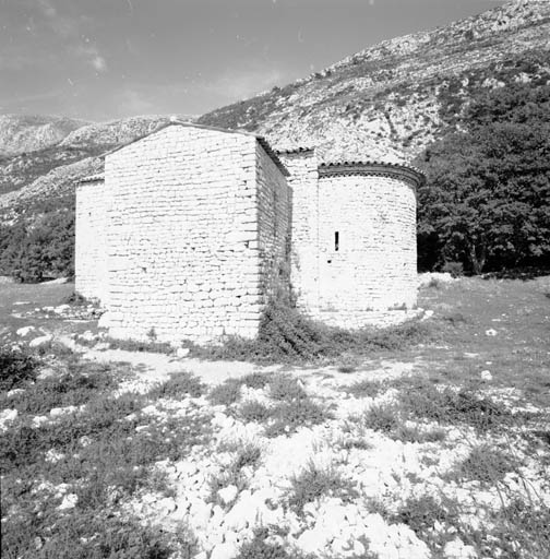 Vue d'ensemble, depuis le sud-est.