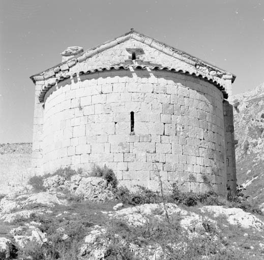 Le chevet, vu depuis l'est.