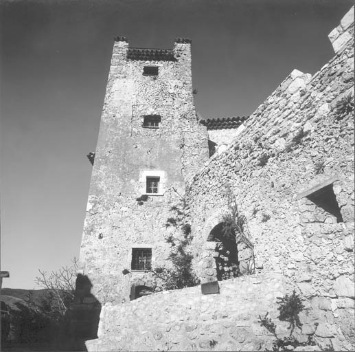 Elévation sud-est, détail : le pigeonnier, façade antérieure.
