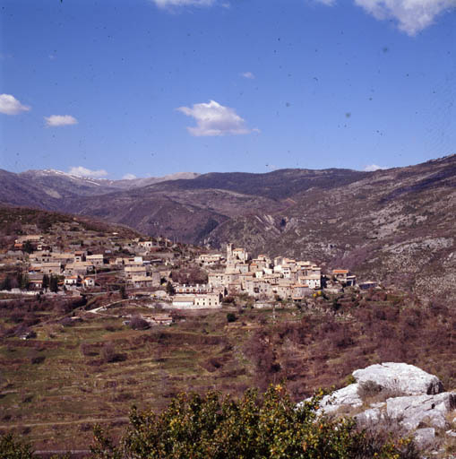 Vue de situation, depuis le sud-est.