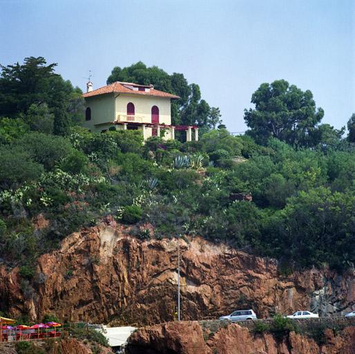 Vue de situation prise du sud-ouest.