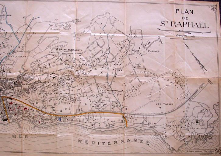 Plan de St-Raphaël. Echelle 1/4000. [L'agglomération dans les années 1920-1930. Partie droite.]
