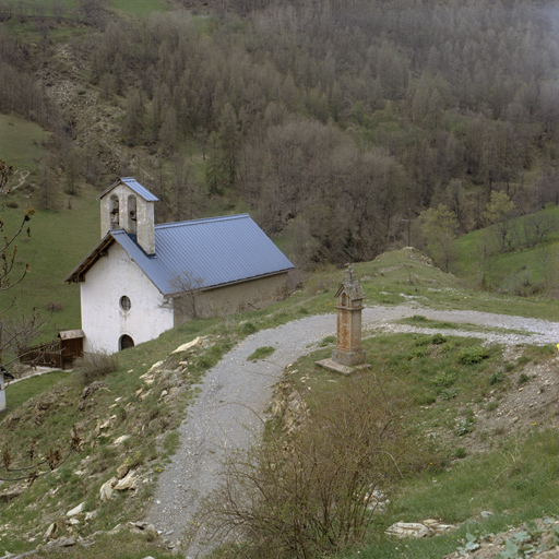 Vue de situation depuis le sud-ouest.