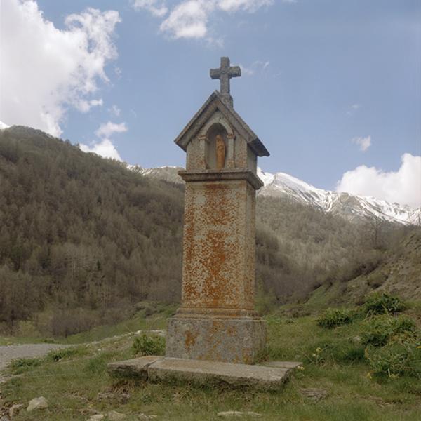 Vue générale depuis l'ouest.