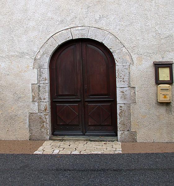 Détail : la porte d'entrée.