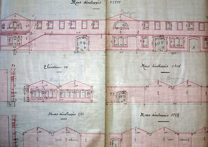 Feuille de dessins n° 1 annexée au métré d'ouvrages d'art n° 27 - Agrandissement des Ateliers d'Arles - Prolongement du Magasin Général et de la Remise des machines froides - Parements vus de pierre de taille ; enduits, plafonds, pavage en bois, menuiseries, peinture et badigeon.