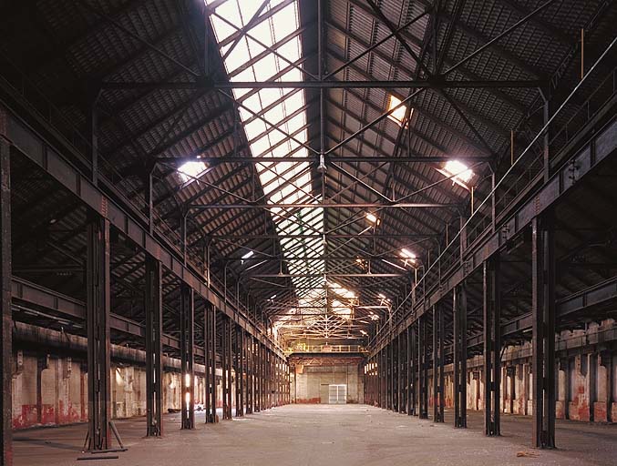 Vue de la halle vers l'ouest. ; Vue de la halle vers l'ouest.