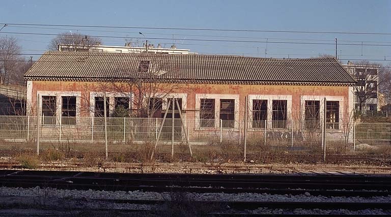 Elévation ouest de l'ancienne scierie. ; Elévation ouest de l'ancienne scierie.