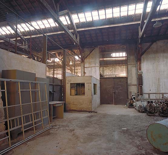 Vue intérieure des bâtiments de la remise. ; Vue intérieure des bâtiments de la remise.