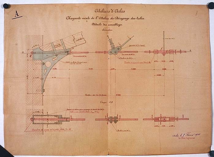 Atelier d'Arles - Charpente mixte de l'arbalétrier du décapage des tubes - Détails des assemblages - Elévation.