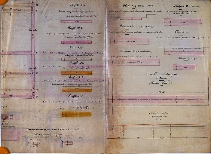 Feuille de dessin n°3 annexée au métré d'ouvrages d'art n°39 - Agrandissement des Ateliers d'Arles - Nivellement de la plate-forme du parc à Roues (2e partie) - Déblais et transport des déblais provenant de l'établissement des voies et pavage des caniveaux.