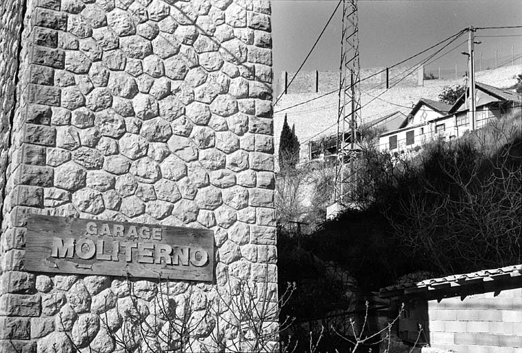 Sous le viaduc des Riaux.