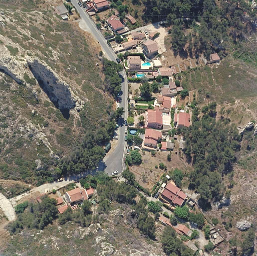 Extrémité est du Vallon du Marinier. Vue aérienne prise du nord.