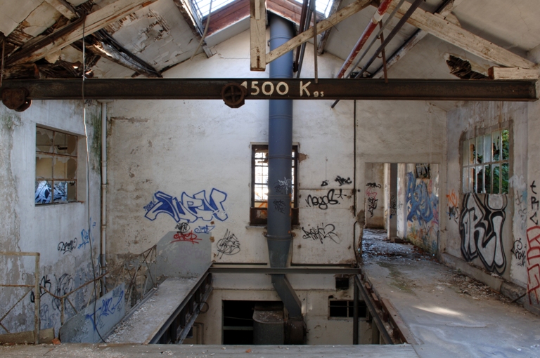 Vue prise du nord d'un atelier accolé au bâtiment principal.