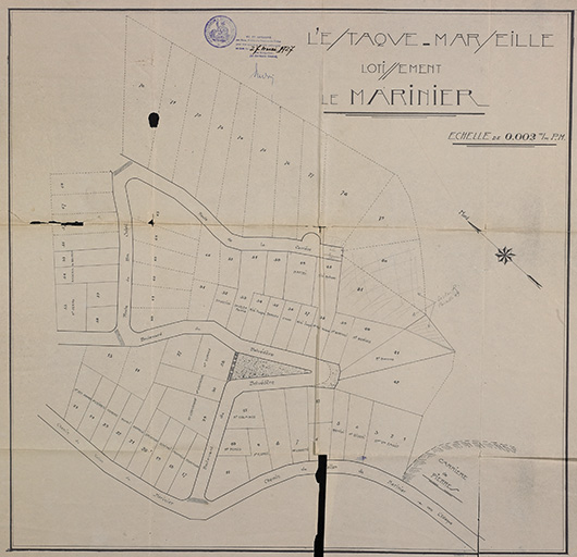 L'Estaque - Marseille. Lotissement Le Marinier. [Plan avec 81 lots et 35 noms de propriétaires. Vu et approuvé le 27 mai 1927].
