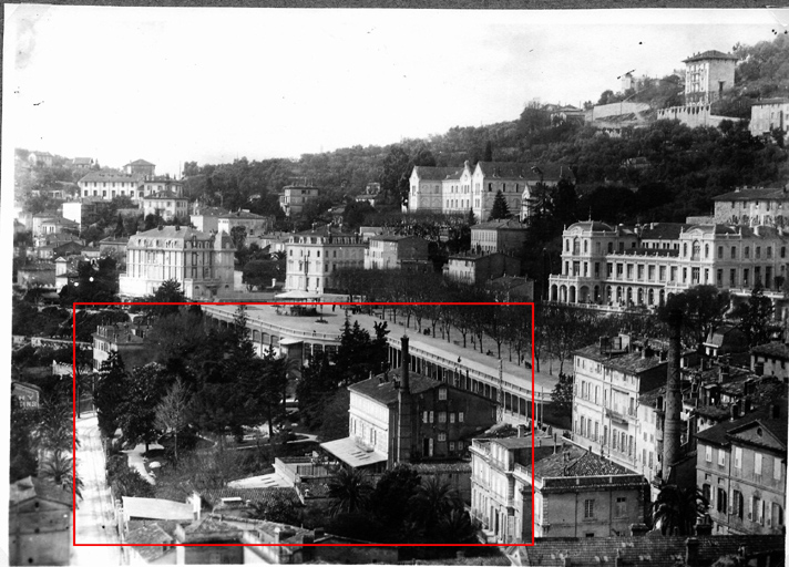 Vue de la parfumerie Fragonard, sud-est.